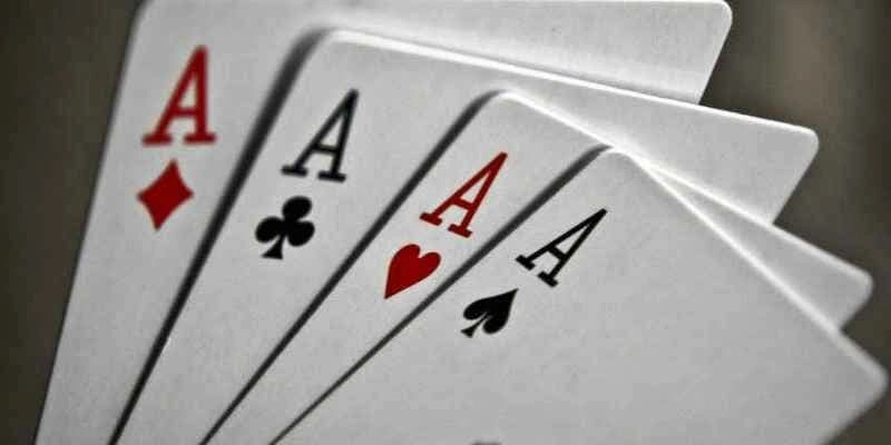 bài tứ quý là gì trong gạme tiến lên